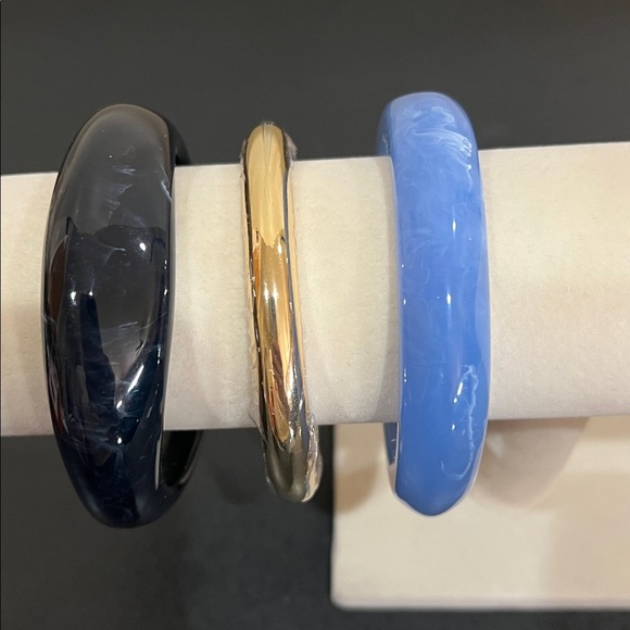Piper Jewelry - Piper K | Bangle Set (3) ~ Gold & Marbled Navy and Sky Blue